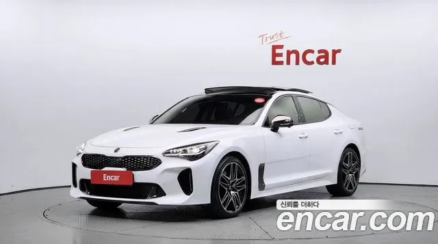 Kia Stinger 2021 — photo 1