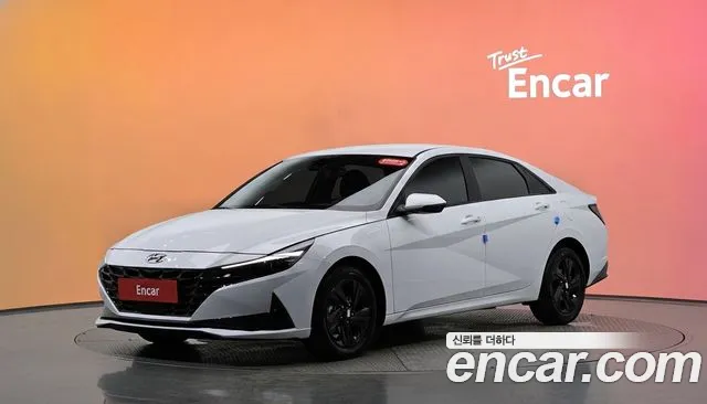 Hyundai AVANTE 2023 — photo 1