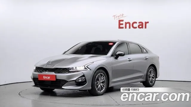 Kia K5 2023 — photo 1