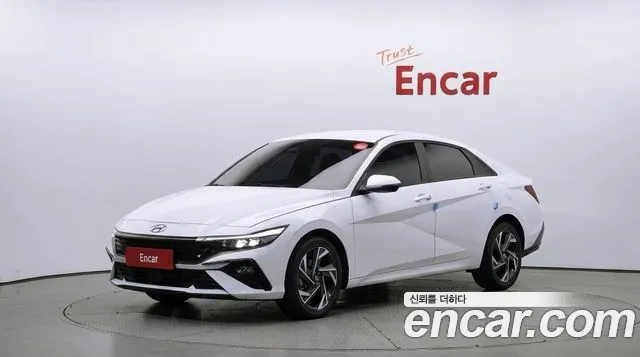 Hyundai AVANTE 2026 — photo 1