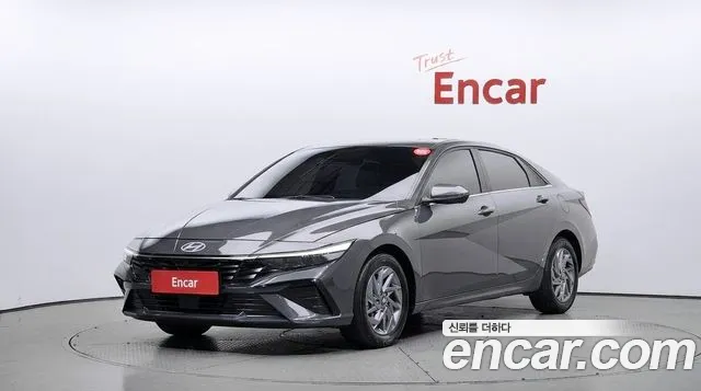 Hyundai AVANTE 2025 — photo 1