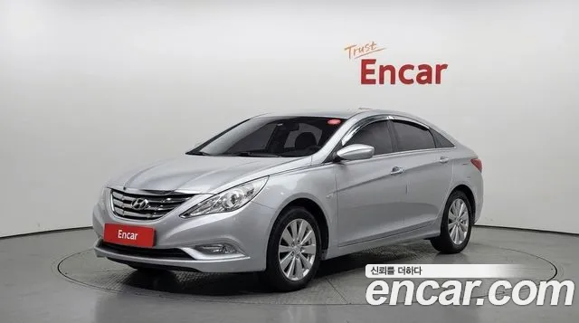 Hyundai Sonata 2011 — photo 1