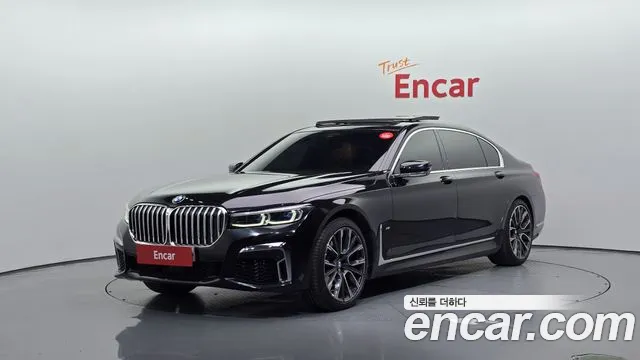 BMW 7-Series 2020 — photo 1