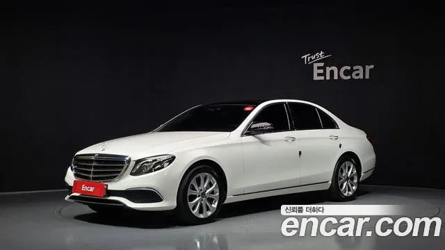Mercedes-Benz E-Class 2019 — photo 1