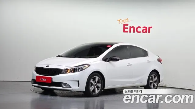 Kia K3 2016 — photo 1