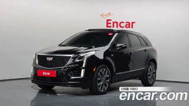 Cadillac XT5 2021 — photo 1