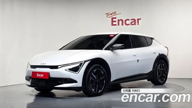 Kia EV6 2026 — photo 1