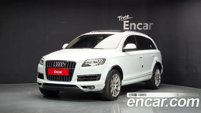 Audi Q7 2015 — photo 1