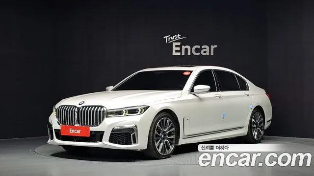 BMW 7-Series 2020 — photo 1