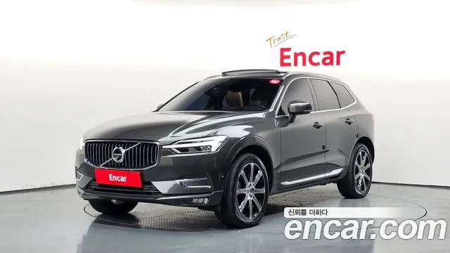 Volvo XC60 2019 — photo 1