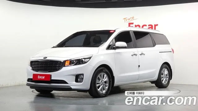 Kia Canival 2016 — photo 1