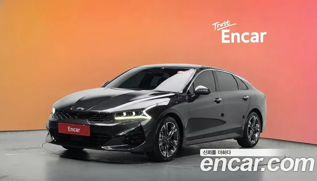 Kia K5 2020 — photo 1