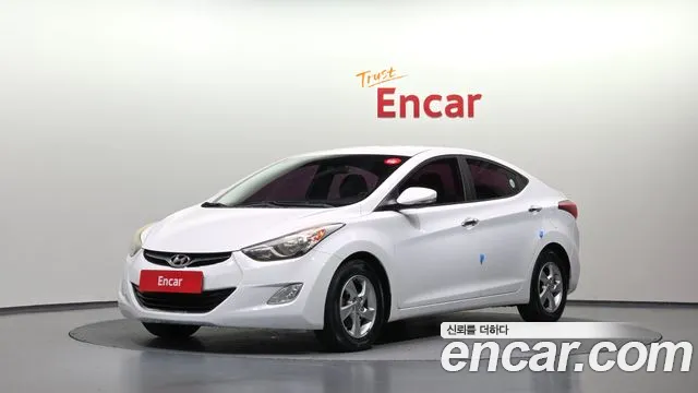 Hyundai AVANTE 2013 — photo 1