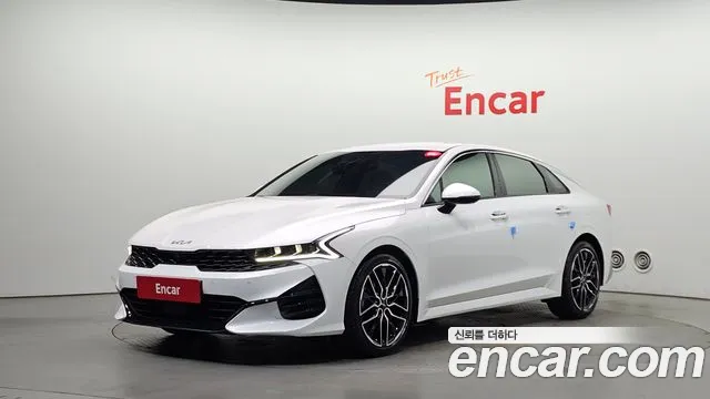 Kia K5 2023 — photo 1