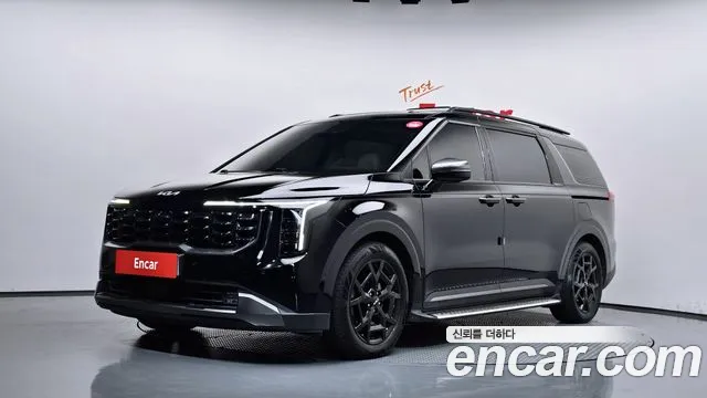 Kia Canival 2024 — photo 1