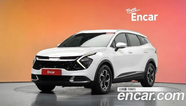 Kia Sportage 2023 — photo 1
