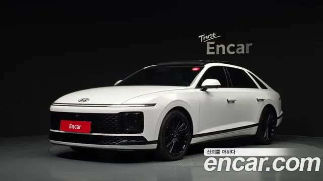 Hyundai Grandeur 2023 — photo 1
