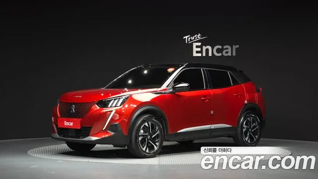 Peugeot 2008 2023 — photo 1