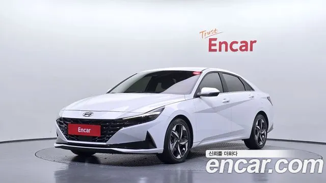 Hyundai AVANTE 2023 — photo 1