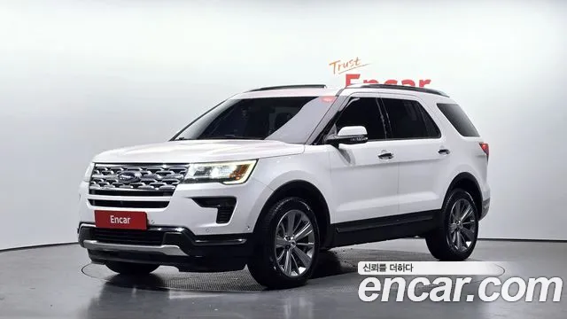 Ford Explorer 2018 — photo 1