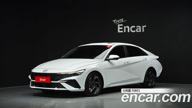 Hyundai AVANTE 2024 — photo 1