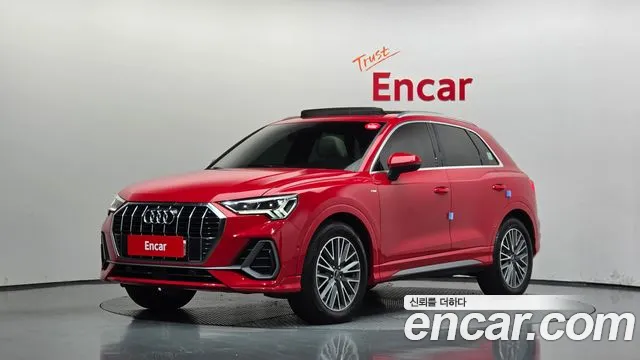 Audi Q3 2022 — photo 1