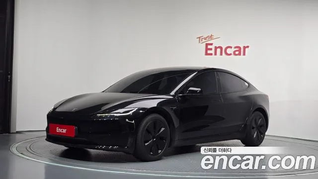 Tesla Model 3 2024 — photo 1