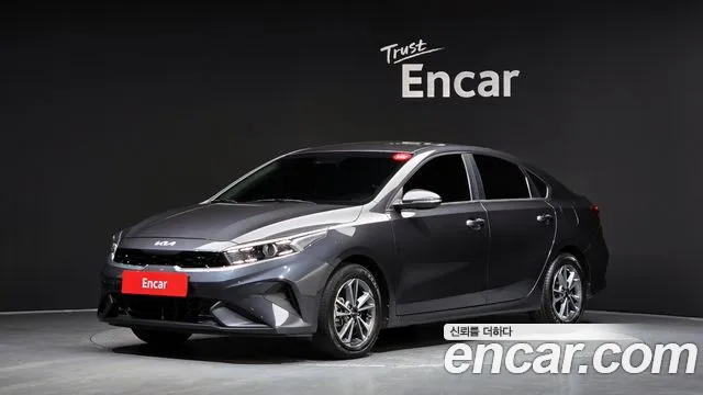 Kia K3 2023 — photo 1