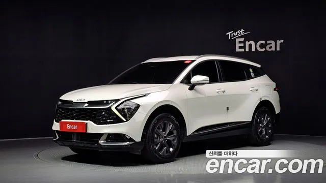 Kia Sportage 2022 — photo 1