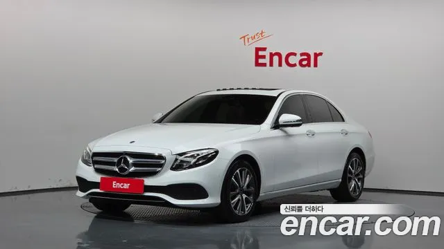 Mercedes-Benz E-Class 2019 — photo 1