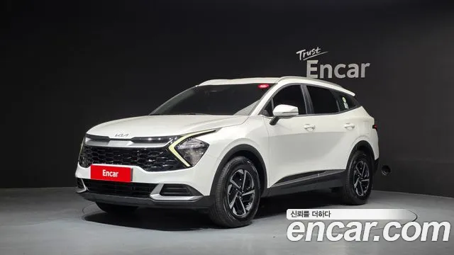 Kia Sportage 2023 — photo 1