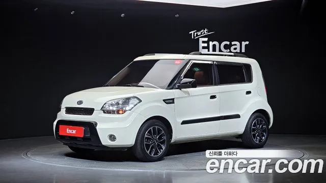 Kia Soul 2010 — photo 1