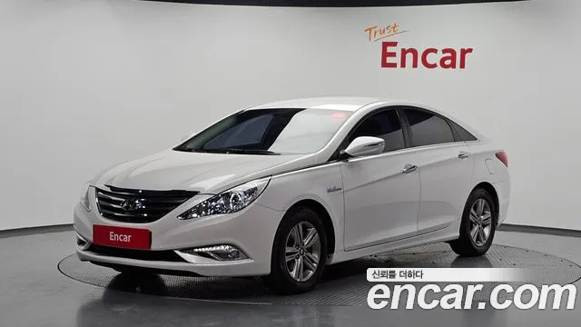 Hyundai Sonata 2013 — photo 1