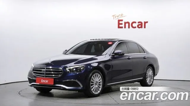 Mercedes-Benz E-Class 2021 — photo 1