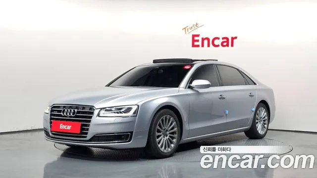 Audi A8 2015 — photo 1