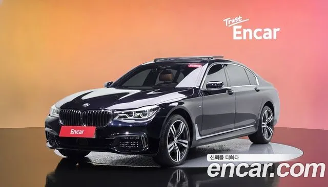 BMW 7-Series 2019 — photo 1
