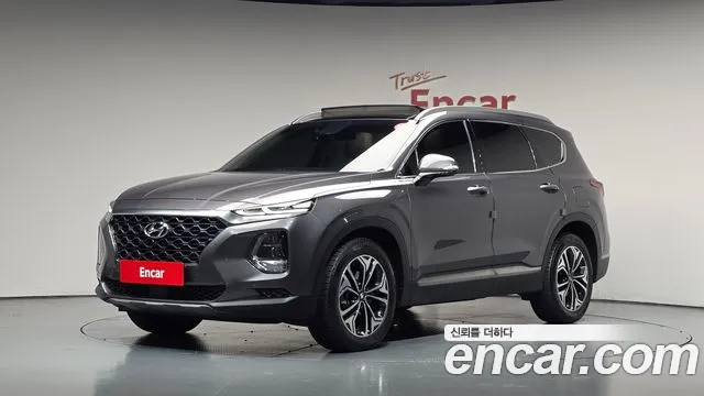 Hyundai Santafe 2019 — photo 1