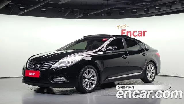 Hyundai Grandeur 2011 — photo 1