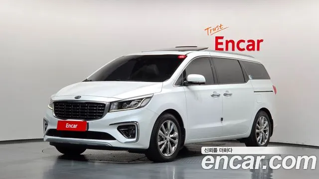 Kia Canival 2019 — photo 1