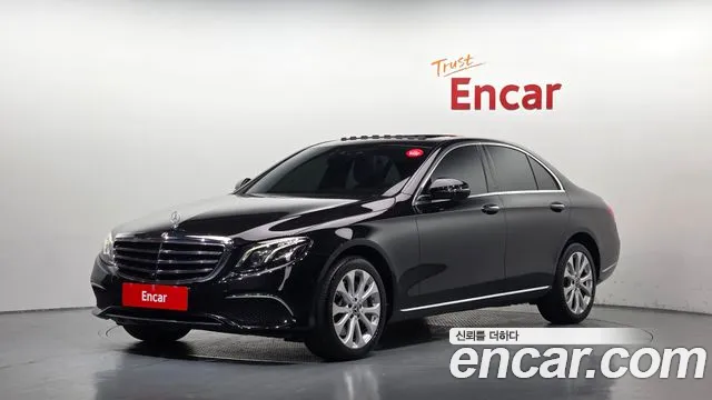 Mercedes-Benz E-Class 2018 — photo 1