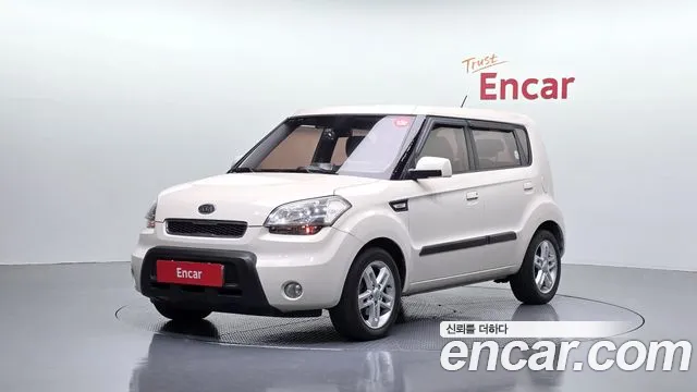 Kia Soul 2010 — photo 1