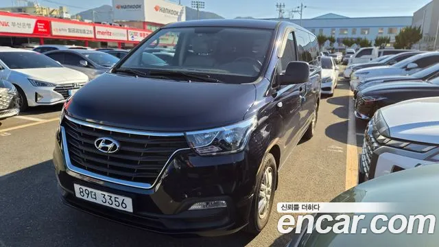 Hyundai Starex 2020 — photo 1