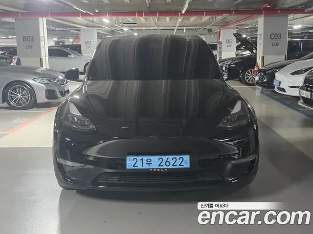 Tesla Model Y 2021 — photo 1