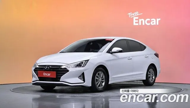 Hyundai AVANTE 2019 — photo 1