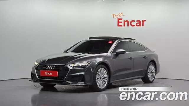 Audi A7 2021 — photo 1