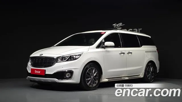 Kia Canival 2016 — photo 1