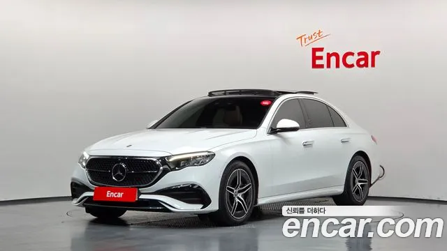 Mercedes-Benz E-Class 2026 — photo 1