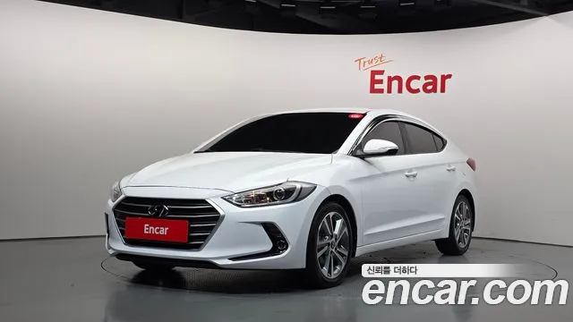 Hyundai AVANTE 2018 — photo 1