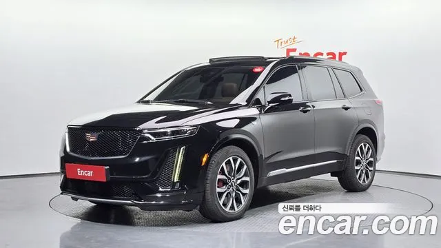 Cadillac XT6 2022 — photo 1