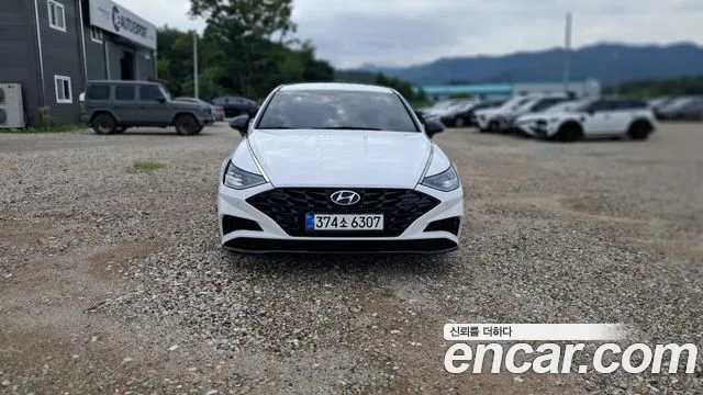 Hyundai Sonata 2022 — photo 1